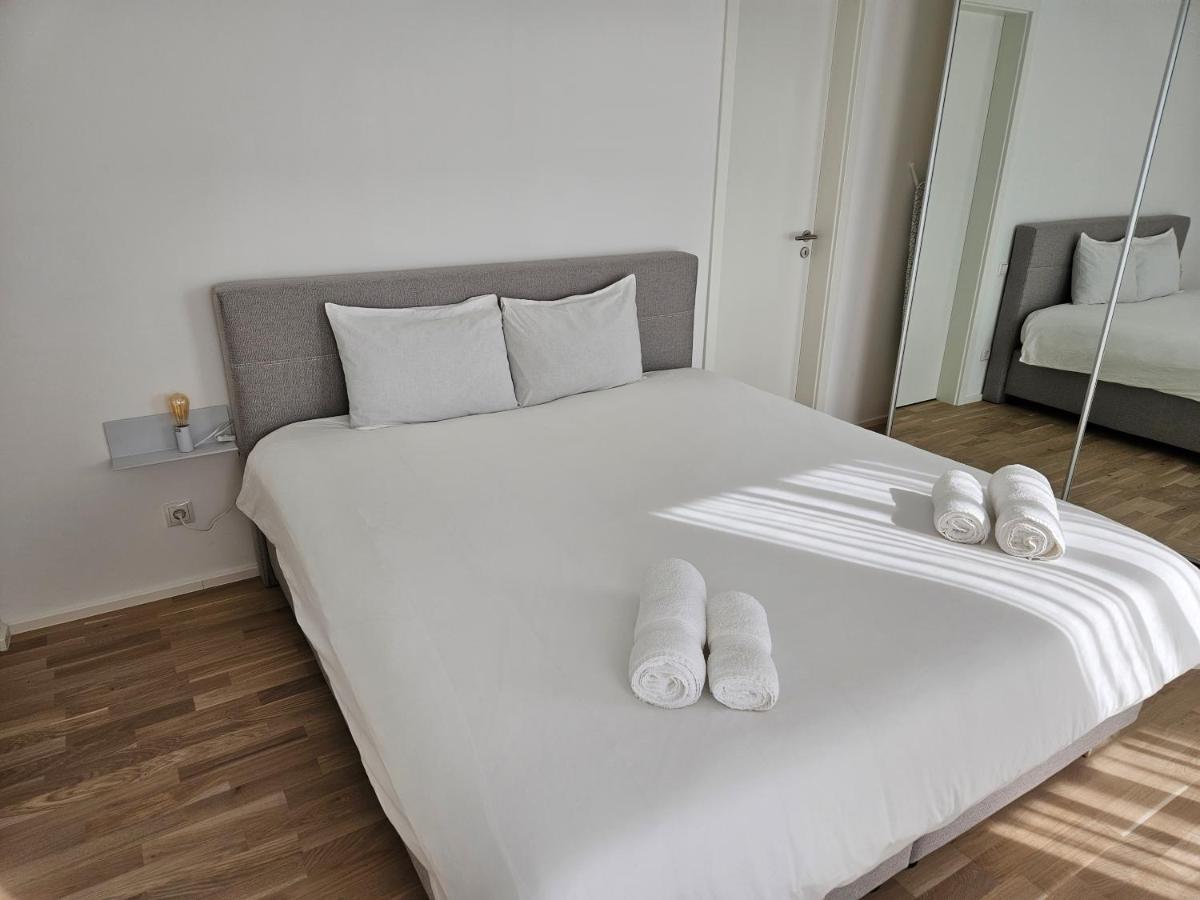 New Spacious Two Bedroom Center With Parking, Near Public Transport Lussemburgo Esterno foto
